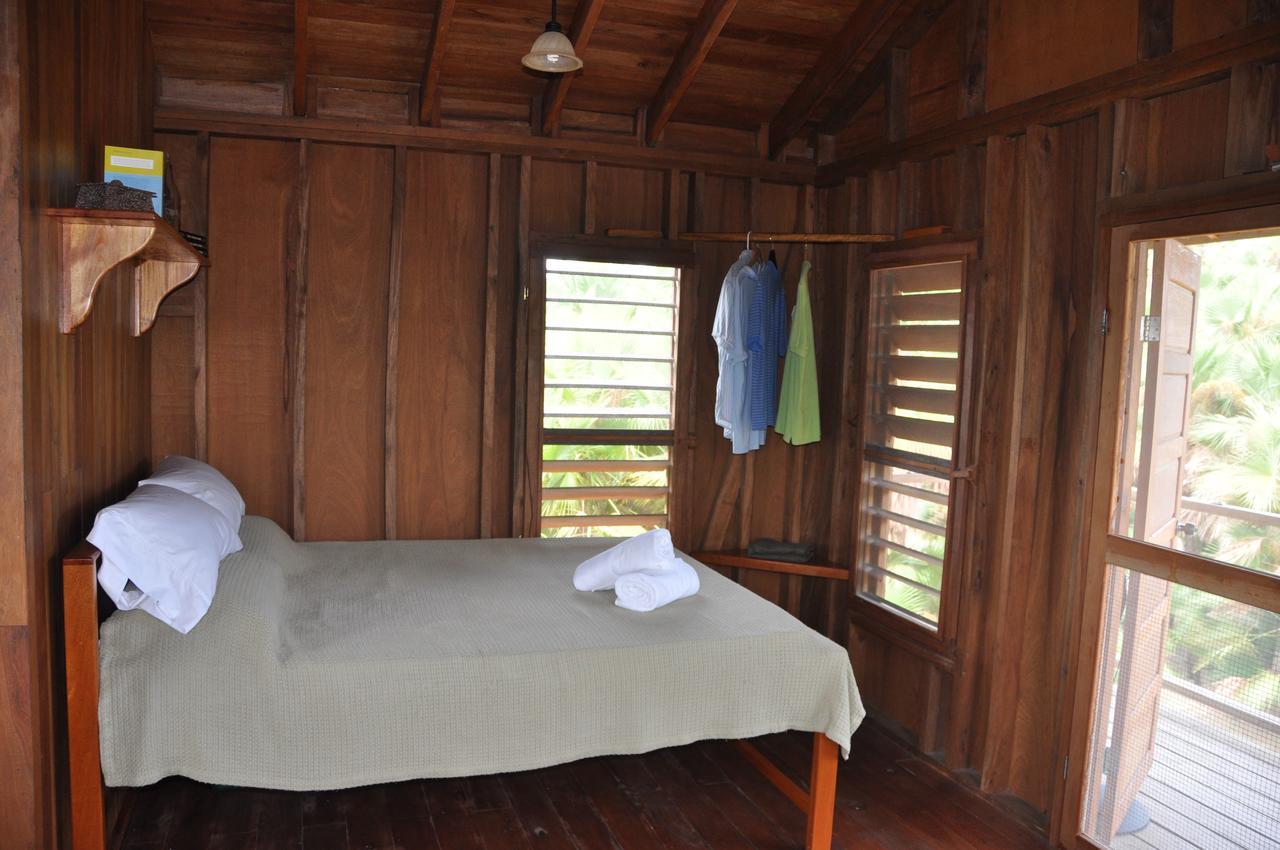 Sabal Beach Hotel Monkey River Town Phòng bức ảnh
